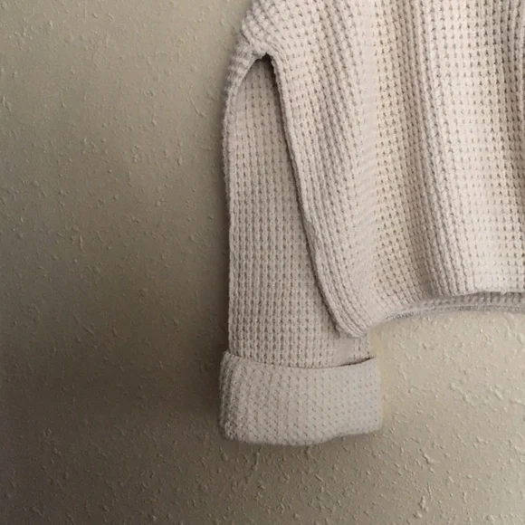 Free People Sweater - Picture 4 of 9